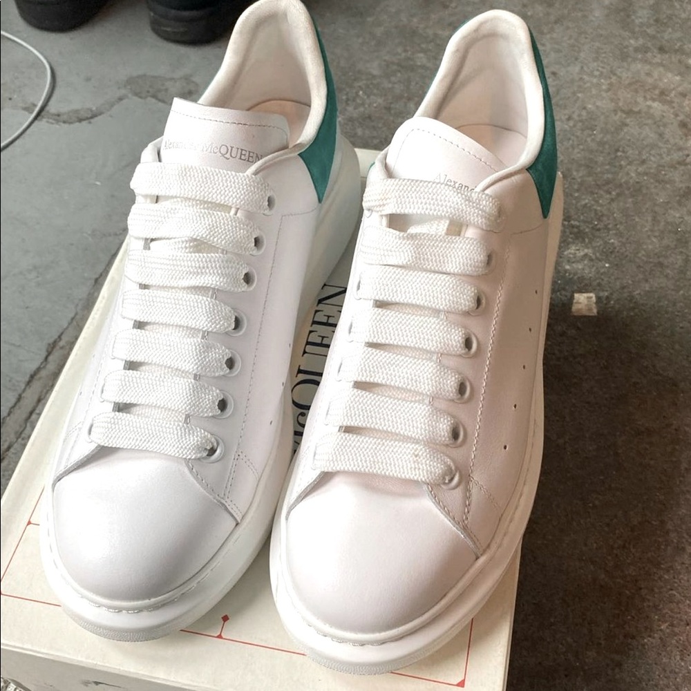 Alexander Mcqueens